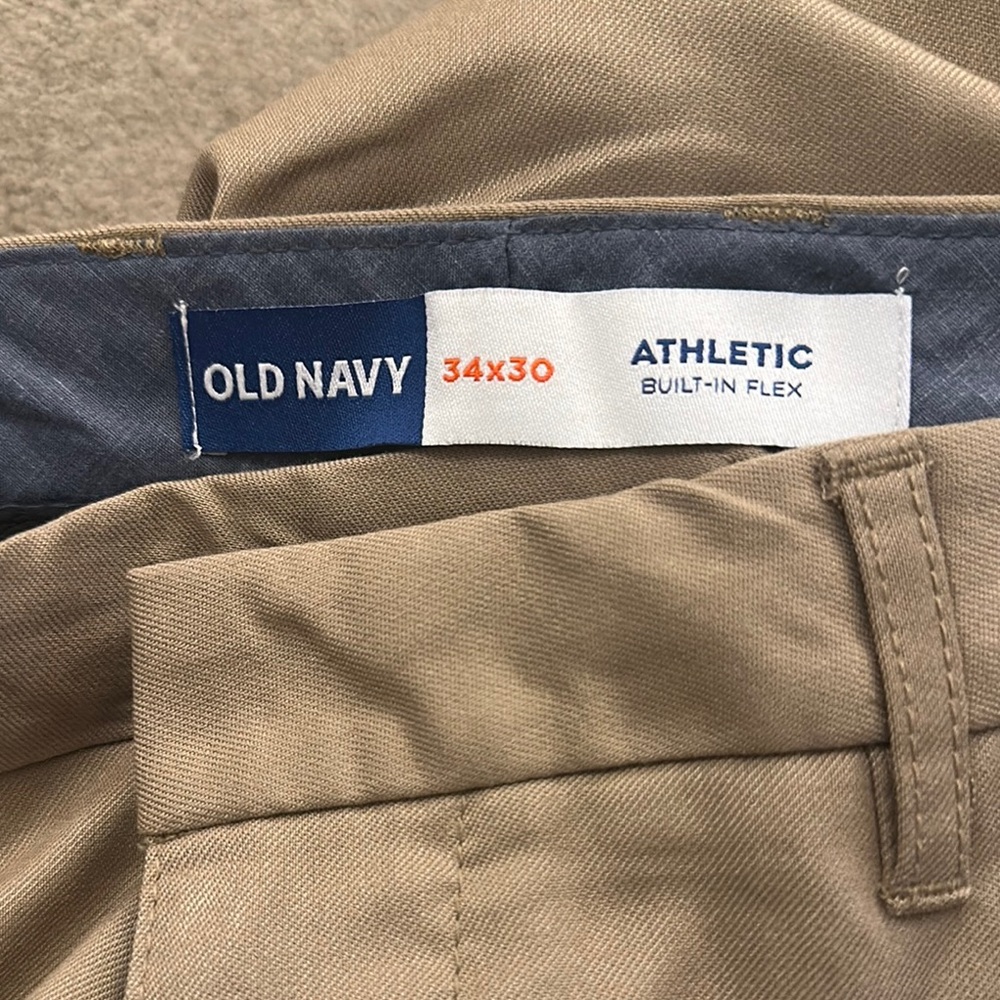 Old Navy Tan Chinos Classic Style
